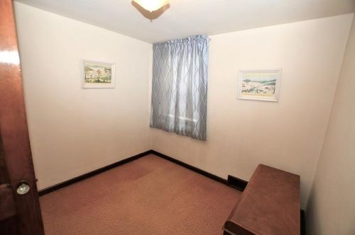 631 Mount Royal Blvd, Pittsburgh PA 15223-1053 exterior