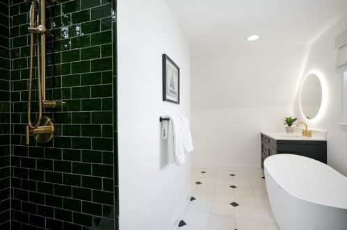 1241 Beech Vly Rd, Atlanta GA 30306-3123 exterior