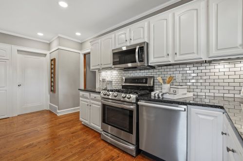 2603 Lefeber Ave, Milwaukee WI 53213-1223 exterior