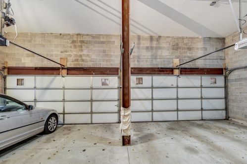 718 Melrose St, Chicago IL 60657-3483 exterior