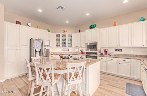 16238 16th Ln, Phoenix AZ  85045-1726 exterior