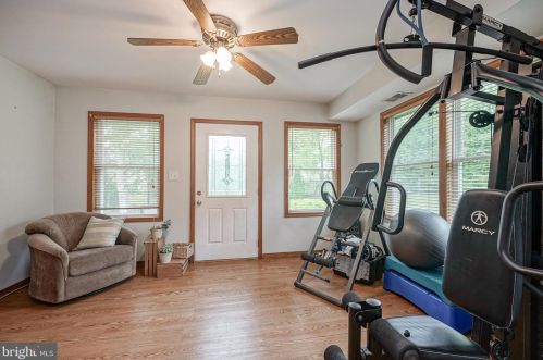 2402 Andover Rd, Riverton NJ 08077-3510 exterior