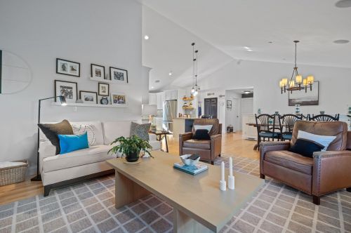 52 Stone Sled Ln, Concord NH 03304-5509 exterior