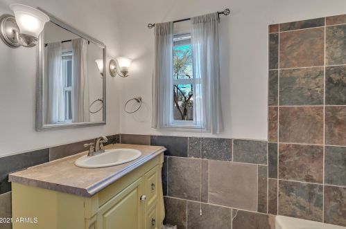 4405 19 Pl, Phoenix AZ 85016-5429 exterior