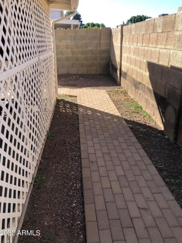 620 Campo Bello Dr, Phoenix AZ 85032-2030 exterior