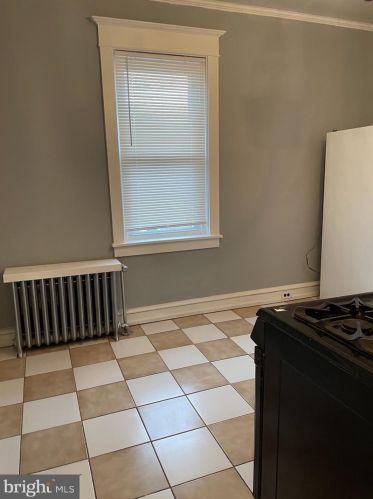 224 27 St, Camden NJ 08105-3927 exterior