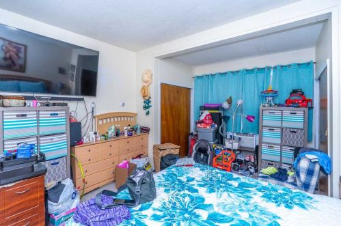 528 St, Union City NJ 07087-3856 exterior