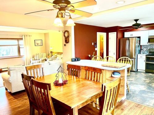 149 Freezer Rd, Middletown NY 10941-1821 exterior