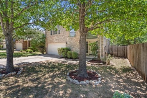 10520 Fosseway Dr, Austin TX  78717-4445 exterior