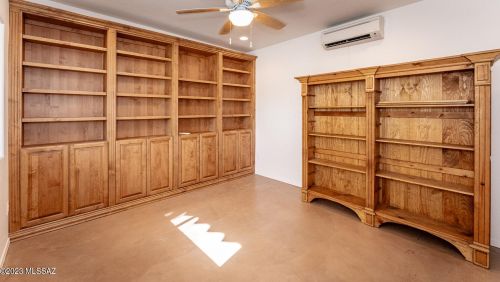 5925 Mina Vis, Tucson AZ 85718-4128 exterior