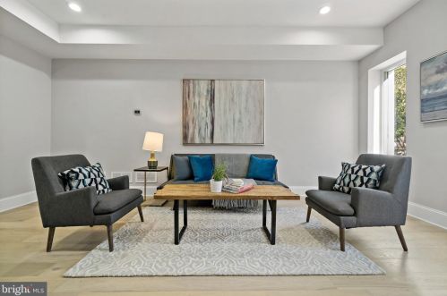 2168 Cumberland St, Philadelphia PA  19125-2245 exterior