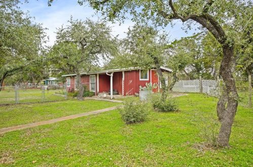 5116 Avispa Way, Austin TX 78738-7602 exterior