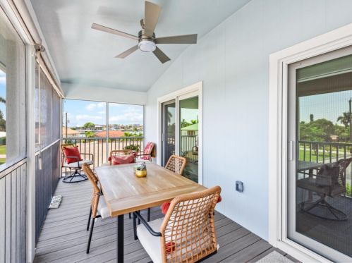 132 Jamaica Dr, Naples FL exterior