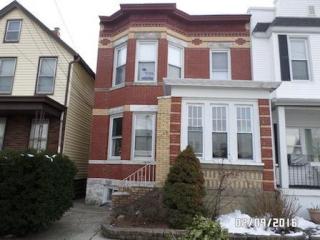 418 Hancock Pl, Fairview, NJ 07022-1810