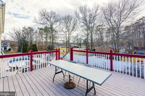 4 Vine St, Berkeley Township NJ 08721-2420 exterior