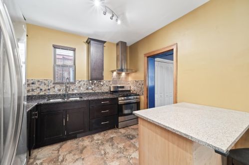 2019 19 Ave, Broadview IL 60153-1723 exterior