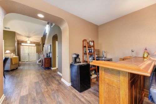 1079 Mallard Cir, Folsom CA 95630-7507 exterior