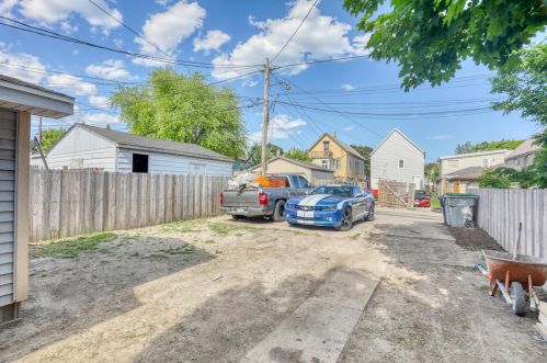 2558 9th Pl, Milwaukee WI  53215-3426 exterior