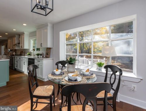 61 Chapel Hl Rd, Media PA 19063-4311 exterior