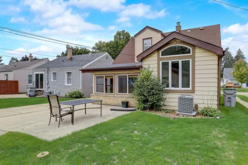 300 80, Milwaukee WI 53214-4548 exterior