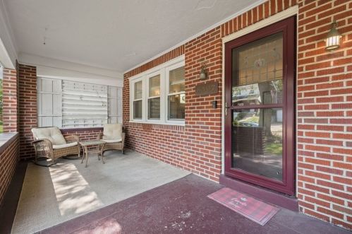 6307 Caton St, Pittsburgh, PA 15217-3030