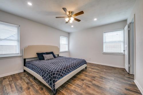 9930 Cloister Dr, Dallas TX 75228-3617 exterior