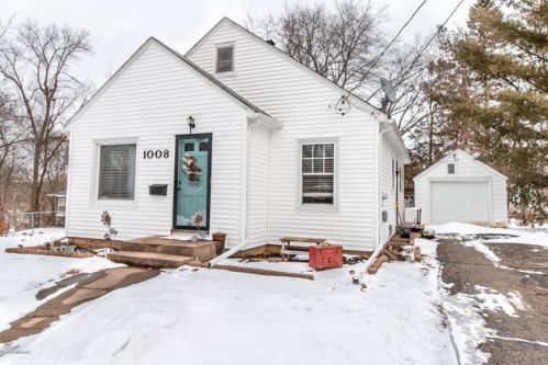 1008 Pinehurst Blvd, Kalamazoo MI  49006-2112 exterior