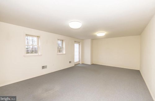 964 Mt Pleasant Rd, Pottstown PA 19465-8808 exterior