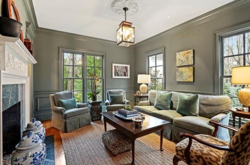 2817 Dover Rd, Atlanta GA 30327-1209 exterior