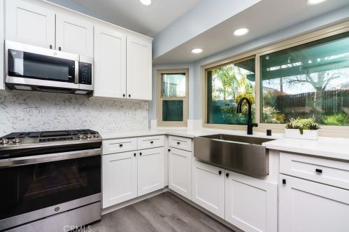 45627 Clubhouse Dr, Temecula CA 92592-5934 exterior