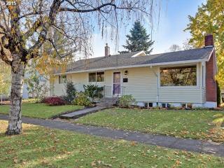 5710 Knight St, Portland, OR 97206-6026