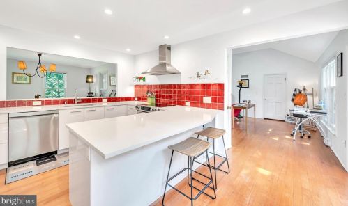 13 Cleveland Rd, Princeton NJ 08540-7420 exterior