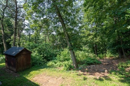 391 Massachusetts Ave, West Springfield MA 01089-2412 exterior