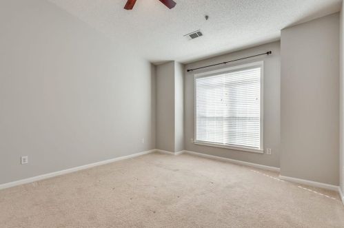 306 Spg Hts Ln, Smyrna GA 30080-3793 exterior