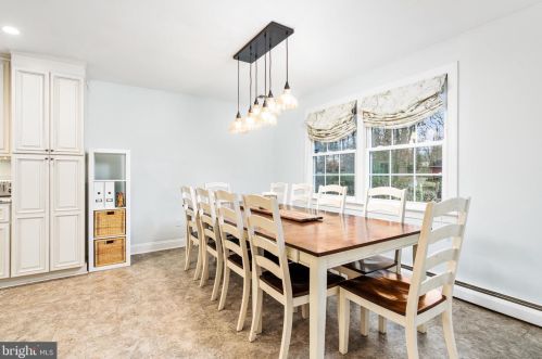 10 Frst Ln, Trenton NJ 08628-1603 exterior