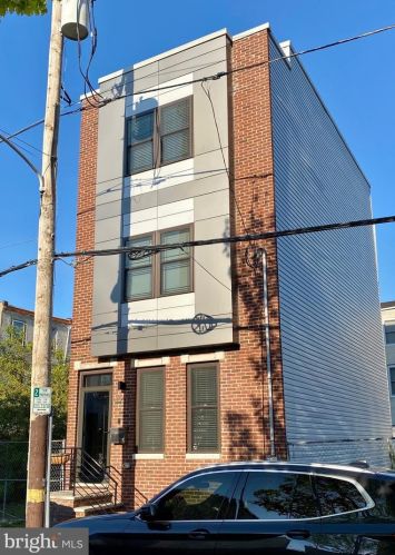 1233 Lawrence St, Philadelphia PA 19140-3348 exterior