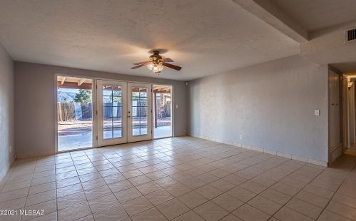 8545 Calle Bolivar, Tucson, AZ 85715-5410