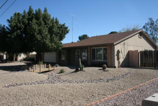 4217 Acoma Dr, Phoenix AZ  85032-4707 exterior