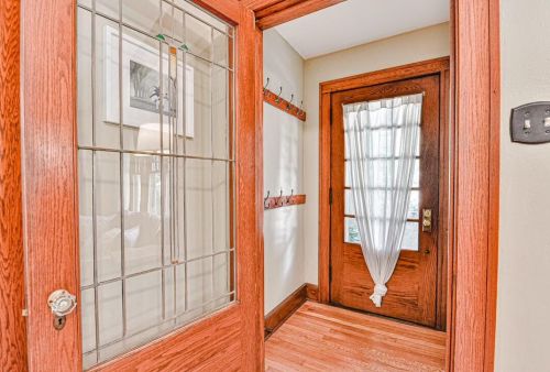 622 67, Milwaukee WI 53213-3953 exterior