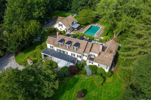 2 Creemer Rd, Armonk, NY 10504-2402