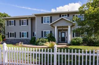 1342 Irvington Dr, Eugene OR  97404-1048 exterior