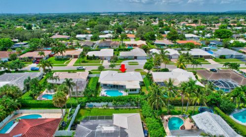 1271 13 Dr, Boca Raton FL 33486-5367 exterior