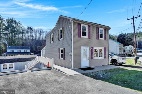 508 Forest Ln, Primrose, PA 17901-8333