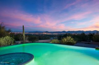 7461 Moon Spirit Ln, Tucson, AZ 85718-1357