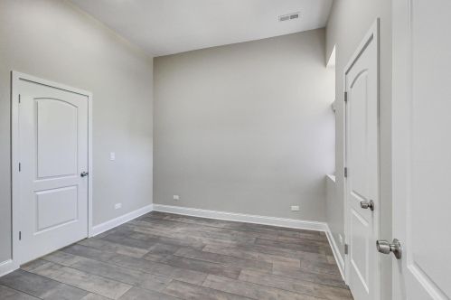 2718 Monroe St, Chicago IL 60624-2661 exterior