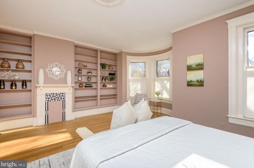 1014 Massachusetts Ave, Washington DC 20005-4646 exterior