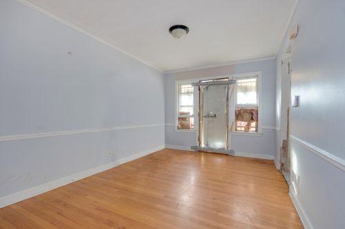 9210 Justine St, Chicago IL 60620-5037 exterior