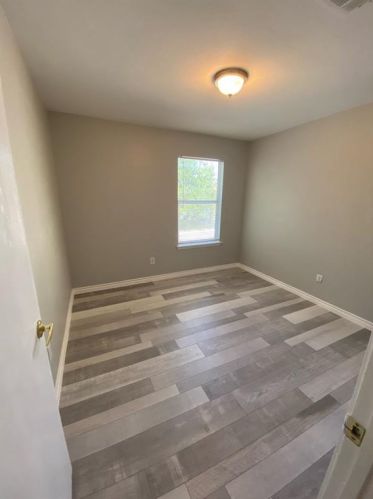 6805 Doyal Dr, Austin TX  78747-3901 exterior