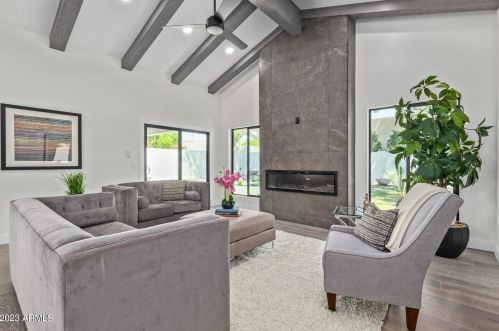 6111 31st Pl, Phoenix AZ  85016-2303 exterior