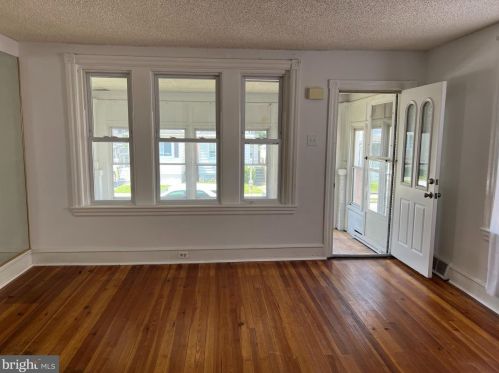 111 Isabel Ave, Manor PA 19036-1407 exterior